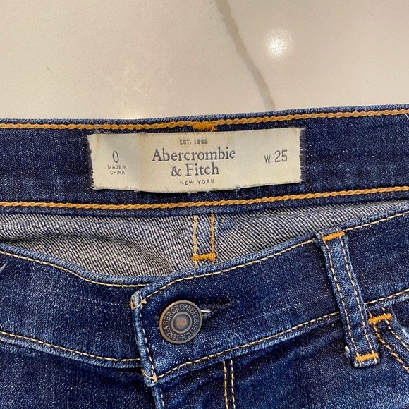 Abercrombie & Fitch Jean Shorts - Picture 3 of 3